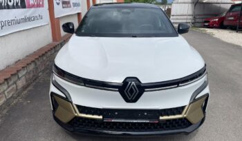 RENAULT MEGANE E-Tech electric EV60 Iconic LED MÁTRIX/ÜLÉSFŰTÉS/KORMÁNYFŰTÉS/KULCSNÉLKÜLI/HARMANKARDON/VONÓHOROG/VILLÁMTÖLT full