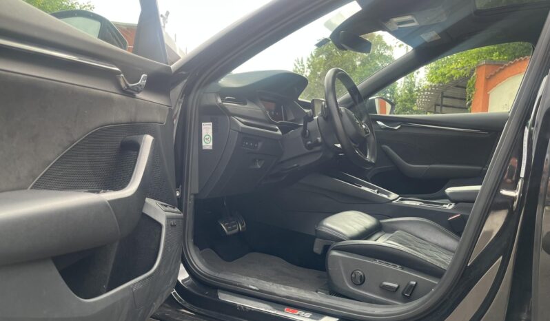 SKODA OCTAVIA Combi 1.4 TSI pHEV RS DSG TELJES EXTRÁS KIVITEL! full