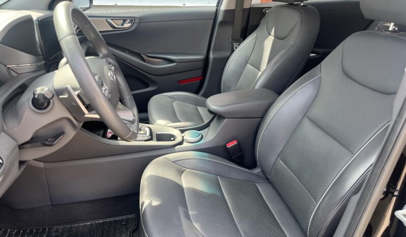 HYUNDAI IONIQ plug-in 1.6 GDi Premium DCT FULL EXTRA KIFOGÁSTALAN ÚJSZERŰ full