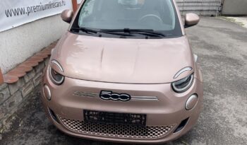 FIAT 500 500e 3+1 La Prima 42kWh (Automata) LED/KULCSNÉLKÜLI/ÜLÉSFŰTÉS/ADAPTÍV TEMPOMAT/TÉLI-NYÁRI KERÉK full