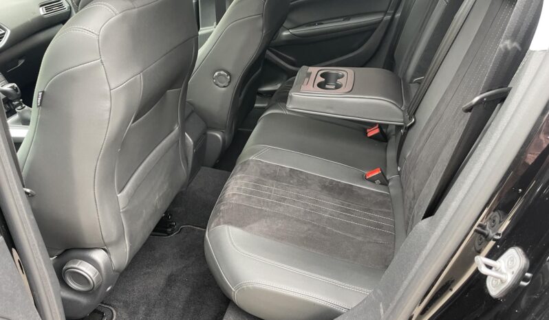 PEUGEOT 308 SW 1.5 BlueHDi Allure VONÓHOROG/ÜLÉSFŰTÉS/HOLTTÉRFIGYELŐ/TÉLI-NYÁRI KERÉK full