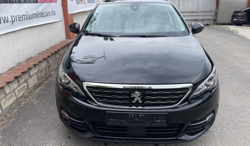 PEUGEOT 308 SW 1.5 BlueHDi Allure VONÓHOROG/ÜLÉSFŰTÉS/HOLTTÉRFIGYELŐ/TÉLI-NYÁRI KERÉK full