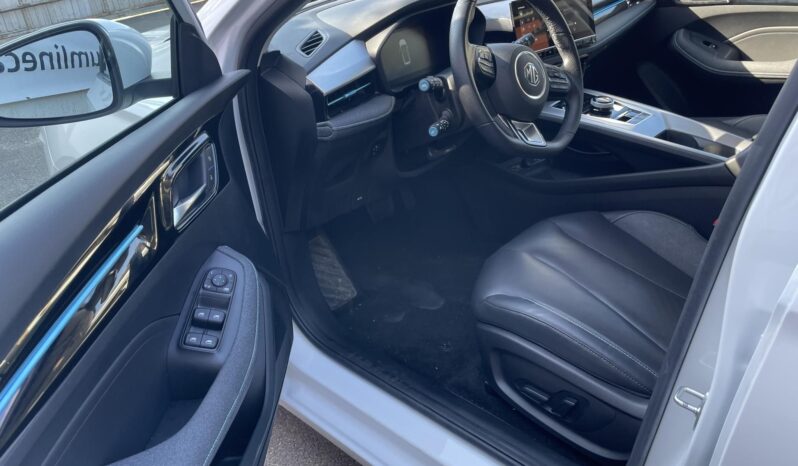 MG MG5 5 EV Long Range Comfort 61,1kWh LUXURY 61 kwh/AUTOMATA KLÍMA/360FOKOS KAMERA/ÜLÉSFŰTÉS/ADAPTÍV TEMPOMAT/CARPLAY/ full