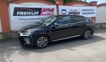 HYUNDAI IONIQ plug-in 1.6 GDi Premium DCT FULL EXTRA KIFOGÁSTALAN ÚJSZERŰ full