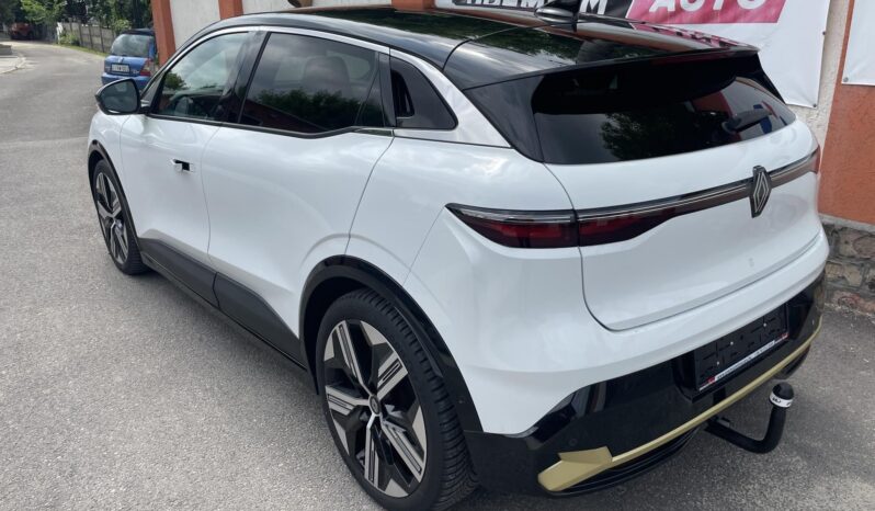 RENAULT MEGANE E-Tech electric EV60 Iconic LED MÁTRIX/ÜLÉSFŰTÉS/KORMÁNYFŰTÉS/KULCSNÉLKÜLI/HARMANKARDON/VONÓHOROG/VILLÁMTÖLT full