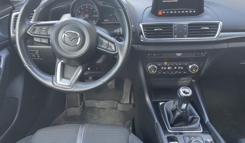 MAZDA 3 Sport 2.0 Revolution VONÓHOROG/ÜLÉSFŰTÉS/LED/HOLTTÉRFIGYELŐ/BOSE/HEADUP/TÉLI-NYÁRI KERÉK full