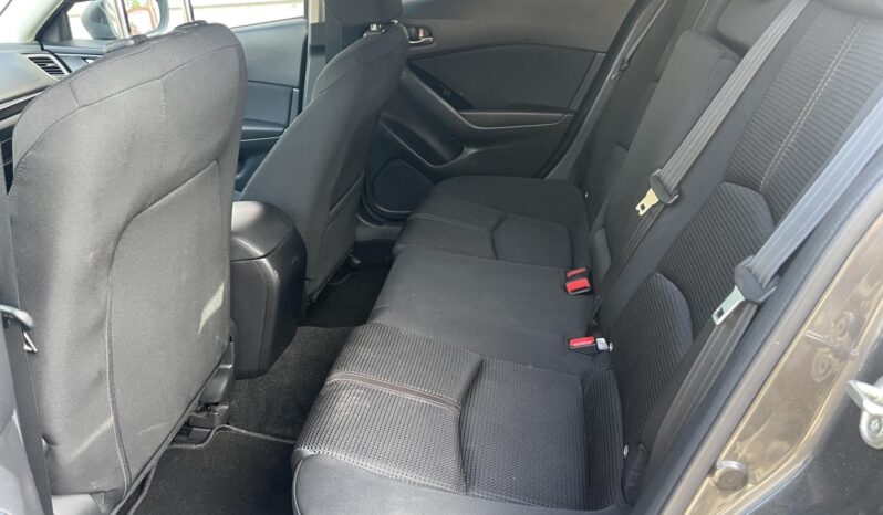 MAZDA 3 Sport 2.0 Revolution VONÓHOROG/ÜLÉSFŰTÉS/LED/HOLTTÉRFIGYELŐ/BOSE/HEADUP/TÉLI-NYÁRI KERÉK full