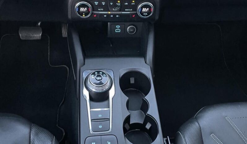 FORD KUGA 2.5 PHEV Vignale CVT FULL LED/PANORÁMATETŐ/B.O. HIFI/HEADUP/KULCSNÉLKÜLI/HOLTTÉRFIGYELŐ/VÉGIG SZERVÍZ full