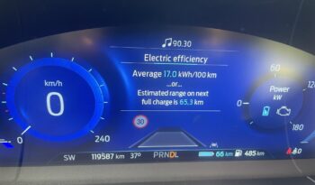 FORD KUGA 2.5 PHEV Vignale CVT MÁTRIX LED/PANORÁMATETŐ/B.O. HIFI/HEADUP/KULCSNÉLKÜLI/HOLTTÉRFIGYELŐ/VÉGIG SZERV full