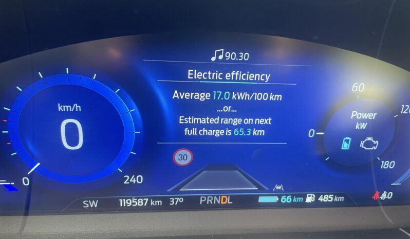 FORD KUGA 2.5 PHEV Vignale CVT MÁTRIX LED/PANORÁMATETŐ/B.O. HIFI/HEADUP/KULCSNÉLKÜLI/HOLTTÉRFIGYELŐ/VÉGIG SZERV full