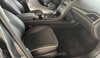 FORD MONDEO 2.0 FHEV Vignale eCVT ÚJSZERŰ.VÉGIG SZERVIZELT! full