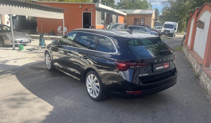 SKODA OCTAVIA 1.4 TSI pHEV Style DSG LED KEYSS HUD MOTOROS ÜLÉSEK full