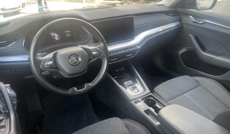 SKODA OCTAVIA 1.4 TSI pHEV Style DSG 204LE-LED KEYSS HUD MOTOROS ÜLÉSEK full