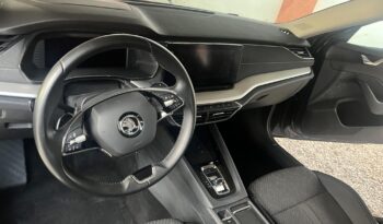 SKODA OCTAVIA 1.4 TSI pHEV Style DSG LED KEYSS HUD MOTOROS ÜLÉSEK full