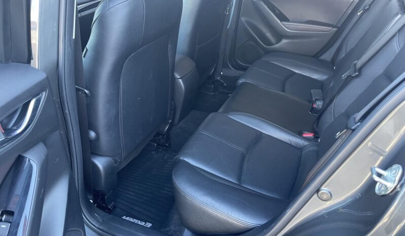 MAZDA 3 Sport 2.0 Revolution Top LED/VONÓHOROG/ÜLÉSFŰTÉS/BOSE/HOLTTÉRFIGYELŐ/HEADUP/VÉGIG SZERVÍZ full