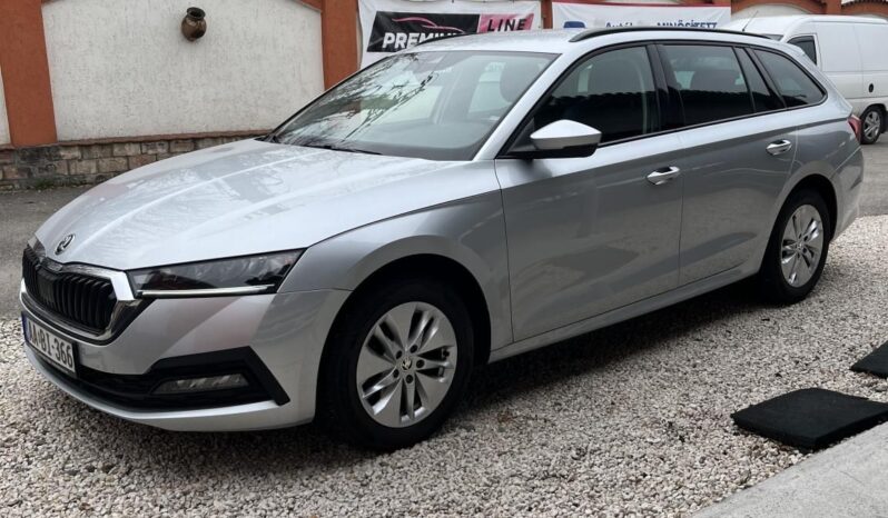 SKODA OCTAVIA 2.0 TDI SCR Ambition Mo-i.áfás full