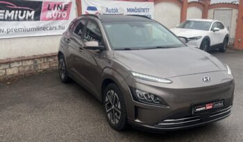 HYUNDAI KONA EV 64kWh Premium GYÁRI GARANCIA HŐSZIVATTYÚ LED TÉLI CSOMAG full