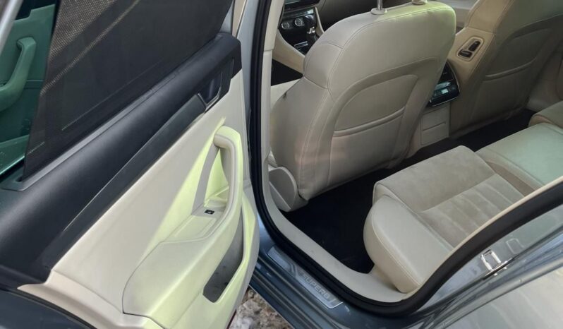 SKODA SUPERB Combi 2.0 TDi Style DSG Magyarországi.Áfás full