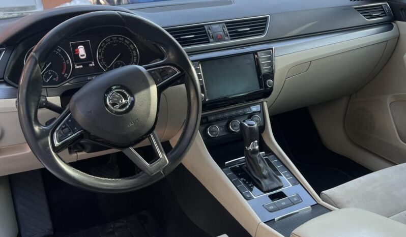 SKODA SUPERB Combi 2.0 TDi Style DSG Magyarországi.Áfás full