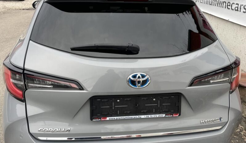 TOYOTA COROLLA Touring Sports 2.0 Hybrid Comfort Style Tech e-CVT PANORÁMATETŐ/JBL/Bi-LED/HEAD UP/KULCSNÉLKÜLI/ÜLÉSFŰTÉS/HOLTTÉRFIGYELŐ full