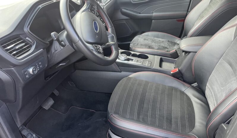 FORD KUGA 2.5 PHEV ST-Line X CVT FULL LED/BO HIFI/ÜLÉSFŰTÉS/HEADUP/KULCSNÉLKÜLI/HOLTTÉRFIGYELŐ/VONÓHOROG/VÉGIG SZ full