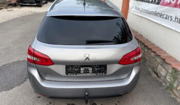 PEUGEOT 308 SW 1.5 BlueHDi Allure Pack FULL LED/VONÓHOROG/ÜLÉSFŰTÉS/HOLTTÉRFIGYELŐ/TÉLI-NYÁRI KERÉK full