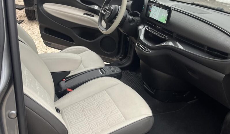 FIAT 500 500e 3+1 La Prima 42kWh (Automata) TELJES EXTRA FELSZERELTSÉG! full