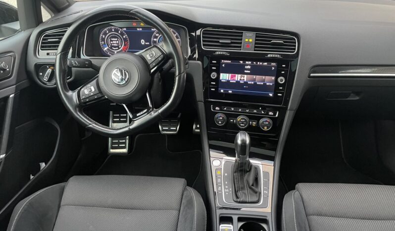 VOLKSWAGEN GOLF VII 2.0 TSI R 4Motion DSG Variant MTM/BILSTEIN/PRETORIA/PANORÁMATETŐ/KULCSNÉLKÜLI/HOLTTÉRFIGYELŐ/VÉGIG SZE full