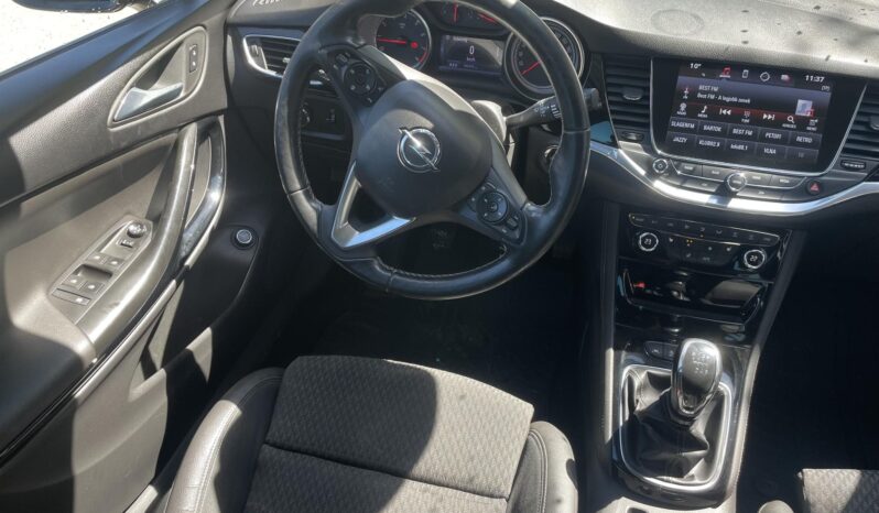 OPEL ASTRA K Sports Tourer 1.6 T Start-Stop Innovation ÜLÉSFŰTÉS/KORMÁNYFŰTÉS/VONÓHOROG/LED/8 KERÉK full