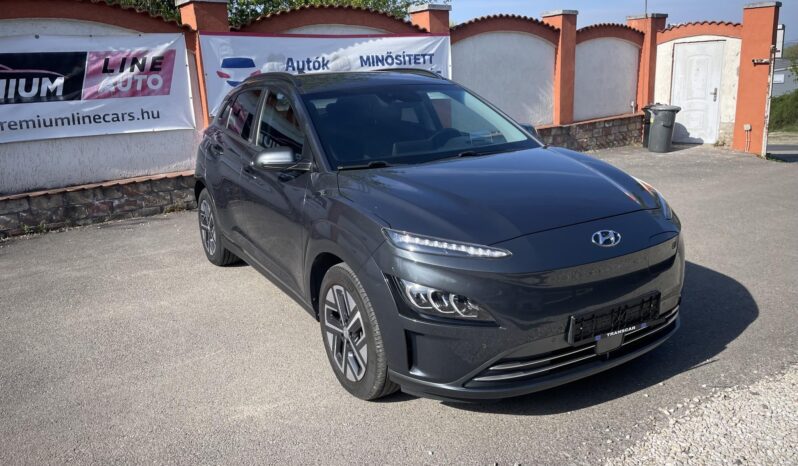 HYUNDAI KONA EV 64kWh Style LED HŐSZIVATTYÚ BLUELINK KRELLHIFI HEADUP full