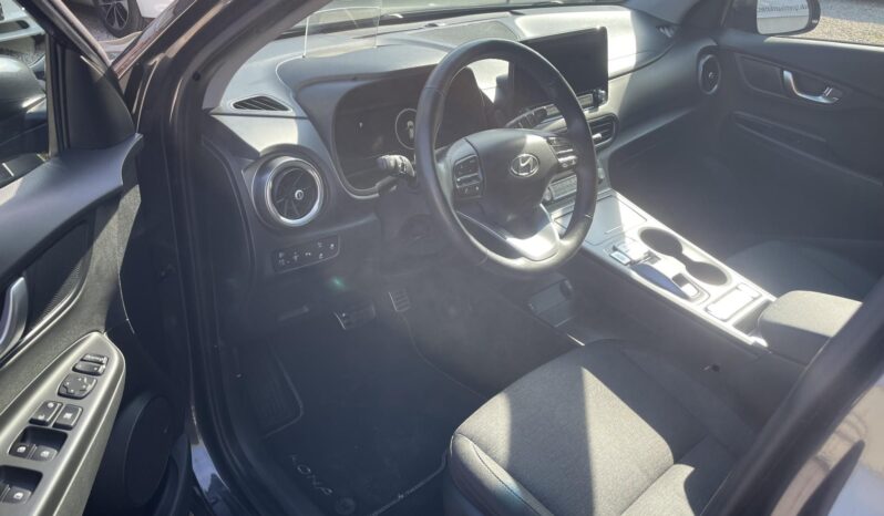 HYUNDAI KONA EV 64kWh Style LED HŐSZIVATTYÚ BLUELINK KRELLHIFI HEADUP full