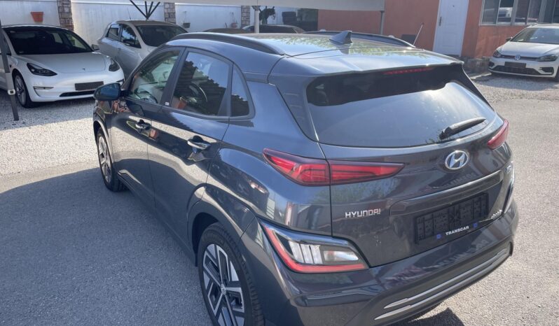HYUNDAI KONA EV 64kWh Style LED HŐSZIVATTYÚ BLUELINK KRELLHIFI HEADUP full