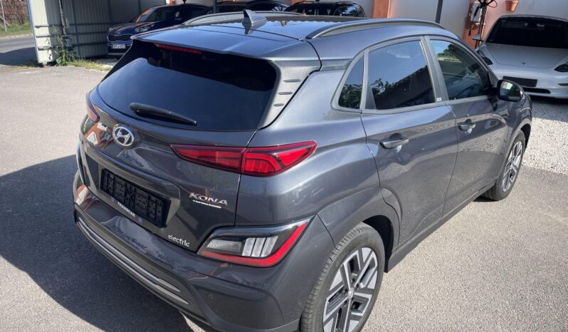 HYUNDAI KONA EV 64kWh Style LED HŐSZIVATTYÚ BLUELINK KRELLHIFI HEADUP full