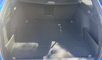 PEUGEOT 308 SW 1.5 BlueHDi GT EAT8 PANORÁMATETŐ/FULL LED/KULCSNÉLKÜLI/ÜLÉSFŰTÉS/HOLTTÉRFIGYELŐ full