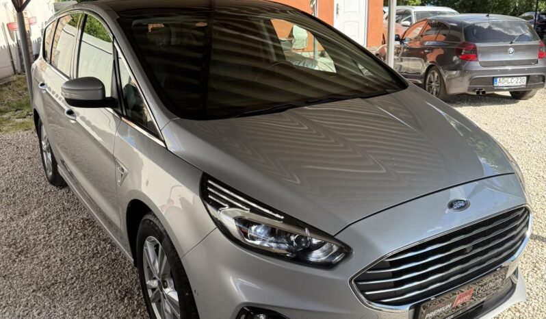 FORD S-MAX 2.5 FHEV Titanium CVT Full extra panoráma tető vhorog full