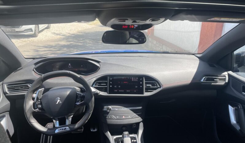 PEUGEOT 308 SW 1.5 BlueHDi GT EAT8 PANORÁMATETŐ/FULL LED/KULCSNÉLKÜLI/ÜLÉSFŰTÉS/HOLTTÉRFIGYELŐ full