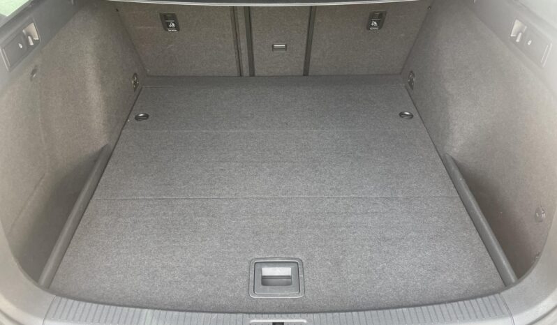 VOLKSWAGEN GOLF VII Variant 2.0 TDI BMT GTD DYNAUDIO/ÜLÉSFŰTÉS/TOLATÓKAMERA/VÉGIG SZERVIZELT full
