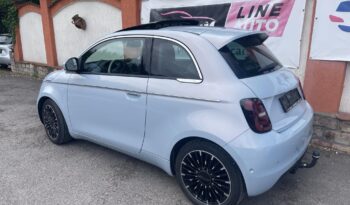 FIAT 500 500e La Prima 42kWh (Automata) PANORÁMATETŐ/LED/HOLTTÉRFIGYELŐ/VONÓHOROG/VÉGIG SZERVÍZ full