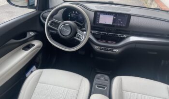 FIAT 500 500e La Prima 42kWh (Automata) PANORÁMATETŐ/LED/HOLTTÉRFIGYELŐ/VONÓHOROG/VÉGIG SZERVÍZ full