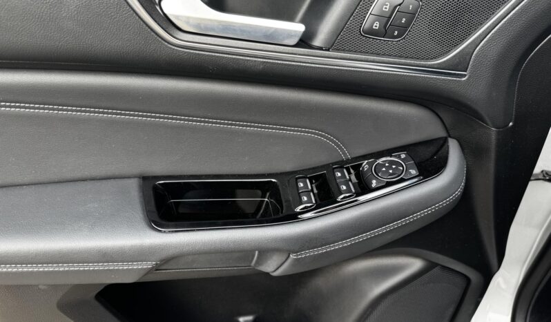 FORD S-MAX 2.5 FHEV Titanium CVT ADAPTÍV LED/KULCSNÉLKÜLI/TÉLI CSOMAG/SONY/8 KERÉK/VÉGIG SZERVÍZ full