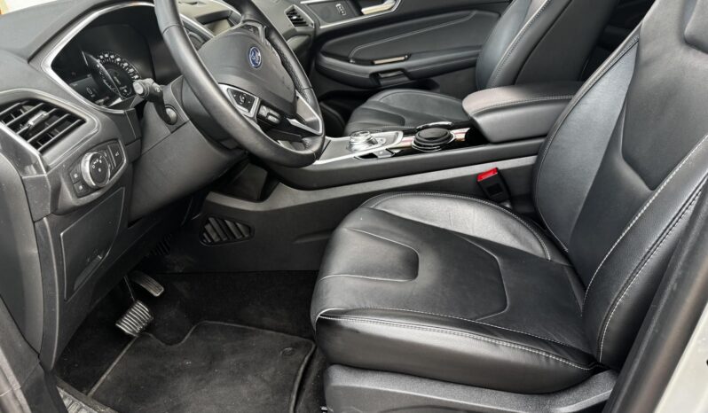 FORD S-MAX 2.5 FHEV Titanium CVT ADAPTÍV LED/KULCSNÉLKÜLI/TÉLI CSOMAG/SONY/8 KERÉK/VÉGIG SZERVÍZ full