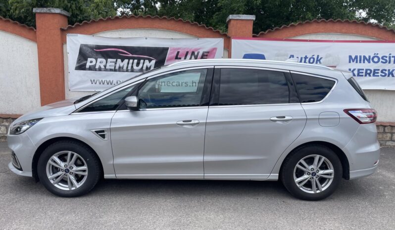 FORD S-MAX 2.5 FHEV Titanium CVT ADAPTÍV LED/KULCSNÉLKÜLI/TÉLI CSOMAG/SONY/8 KERÉK/VÉGIG SZERVÍZ full