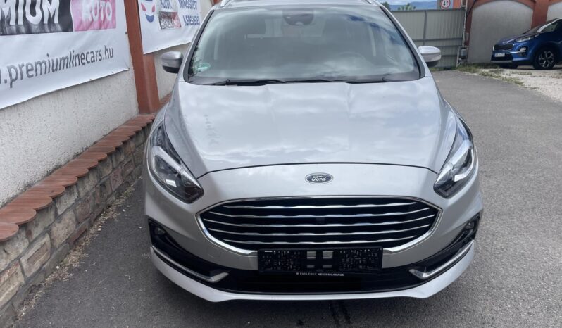 FORD S-MAX 2.5 FHEV Titanium CVT ADAPTÍV LED/KULCSNÉLKÜLI/TÉLI CSOMAG/SONY/8 KERÉK/VÉGIG SZERVÍZ full