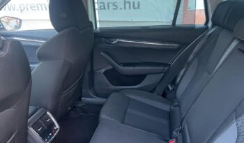 SKODA OCTAVIA Combi 1.4 TSI pHEV Style DSG LED MÁTRIX/HEAD UP/4xÜLÉSFŰTÉS/3xKLÍMA/KULCSNÉLKÜLI/CANTON/ÁLLÓFÚTÉS/8 KERÉK full