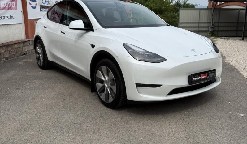 TESLA MODEL Y Long Range AWD (Automata) Vezetés támogató . vonóhorog full