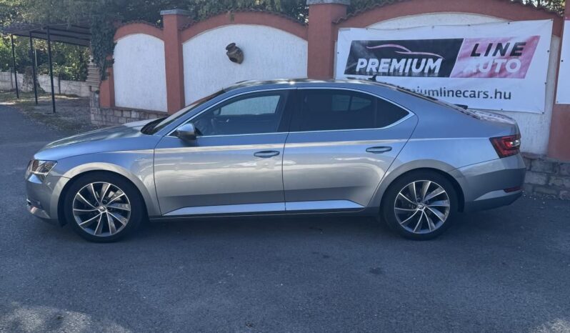 SKODA SUPERB 2.0 TDI SCR L&K DSG Mo-i.első tulajdonos.1év garancia.vonóhorog full