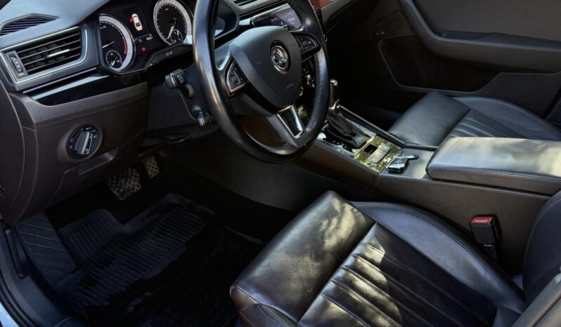 SKODA SUPERB 2.0 TDI SCR L&K DSG Mo-i.első tulajdonos.1év garancia.vonóhorog full