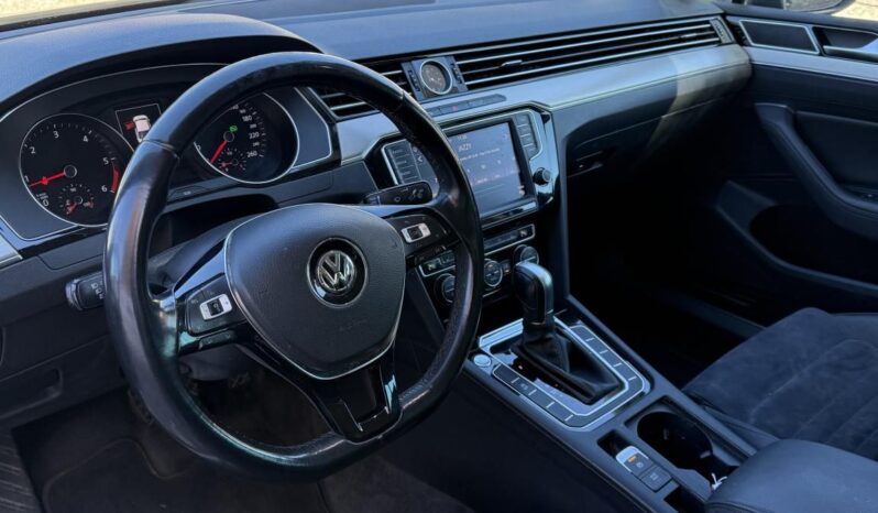 VOLKSWAGEN PASSAT 2.0 TDI BMT Highline DSG Mo-i.végig szervizelt.első tulajdonos! full